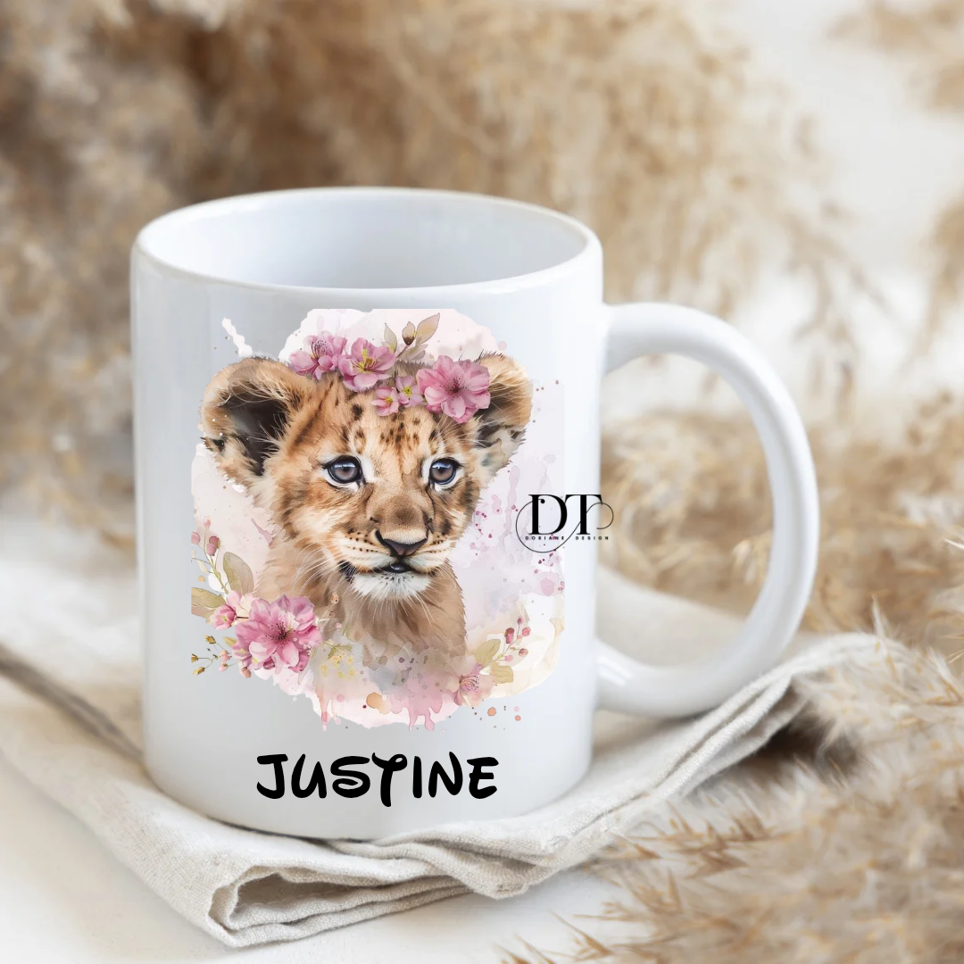 Mug personnalisé lionceau et fleurs