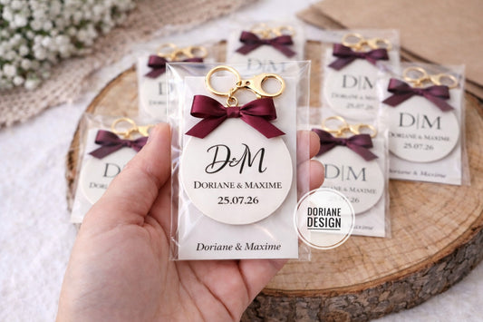 Porte-clé mariage personnalisé | Cadeau invités mariage  Porte clé avec prénoms et date | Cadeau témoin invité | Souvenir mariage chic Cadeau invité bapteme , anniversaire.. porte clé initial